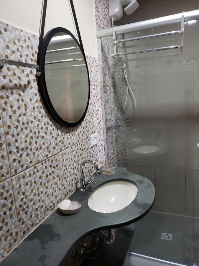 Suítes Verano Ubatuba - NOVAS - Bairro de Itaguá com piscina Exterior foto