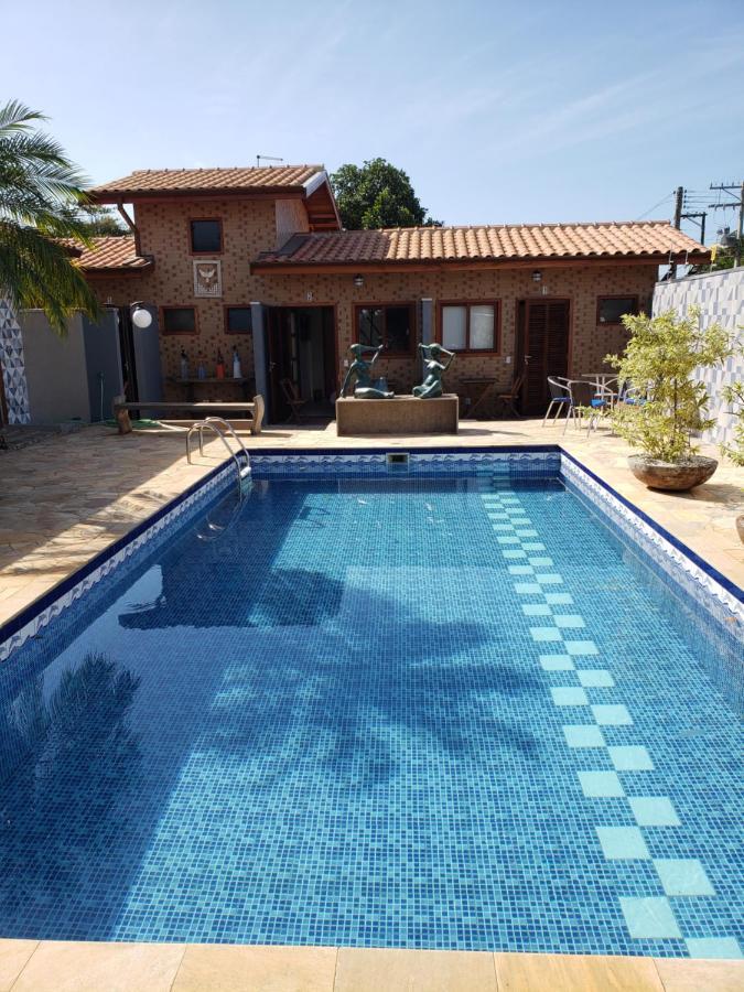 Suítes Verano Ubatuba - NOVAS - Bairro de Itaguá com piscina Exterior foto