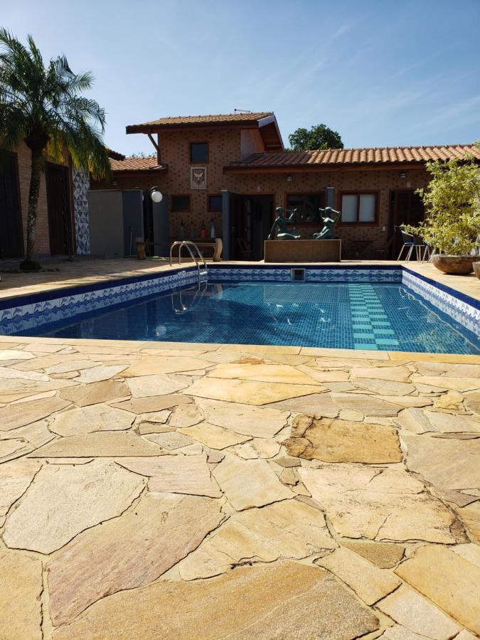Suítes Verano Ubatuba - NOVAS - Bairro de Itaguá com piscina Exterior foto